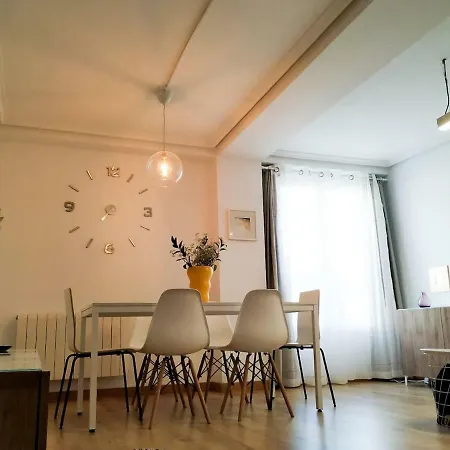 Living Apartment *